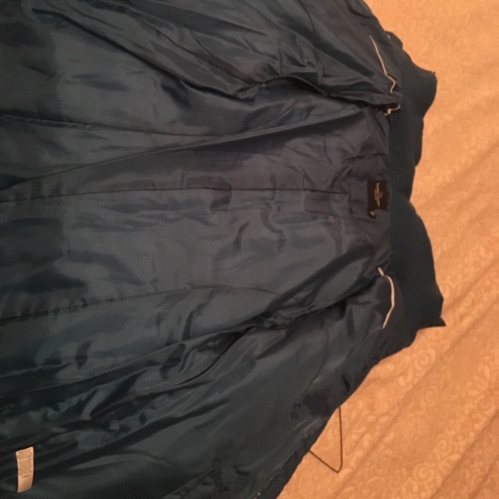 Jacket - Picture 3 of 4
